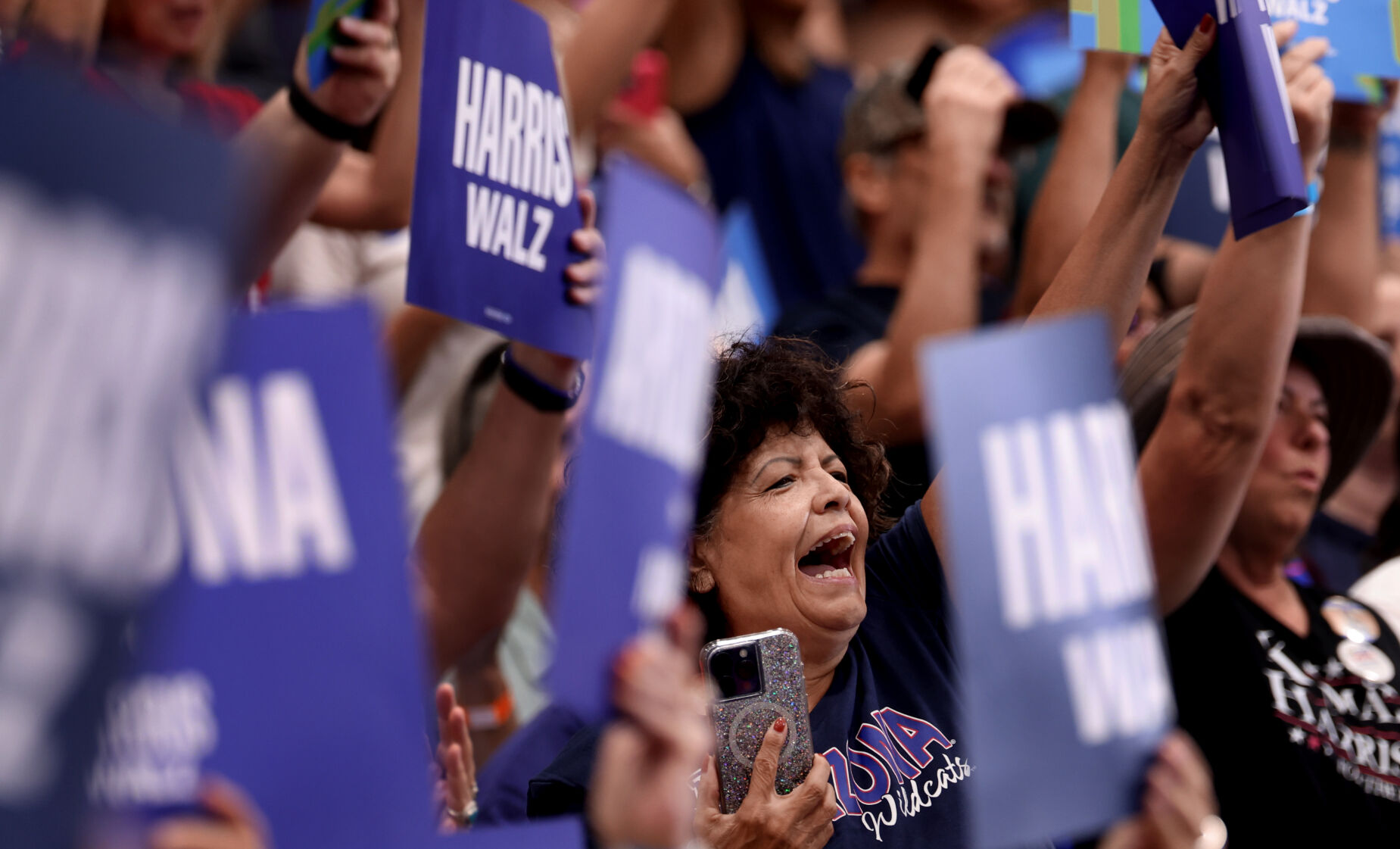 Vice-president candidate Tim Walz rallies in Tucson